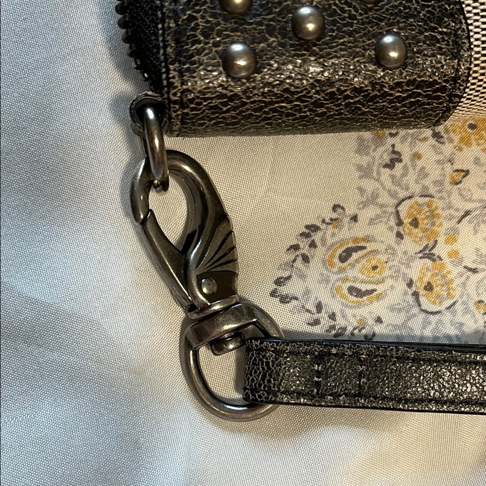 Harley-Davidson Tan & Brown Jacquard Wallet-Wristlet - Picture 8 of 10